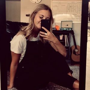 Meet your Posher, Hailey